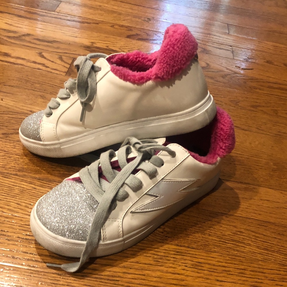 Girls Steve Madden sneakers